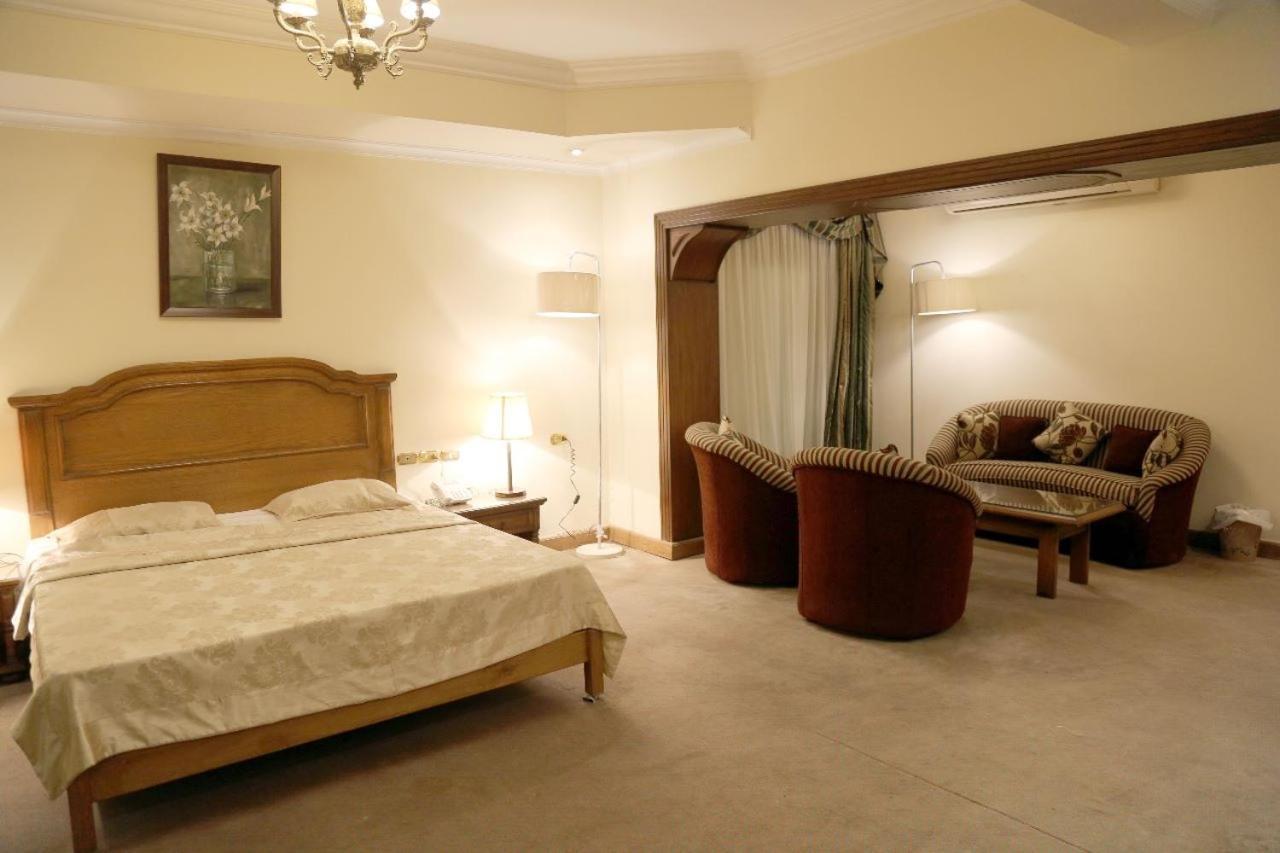 Cairo International Scout House Hotel Bagian luar foto